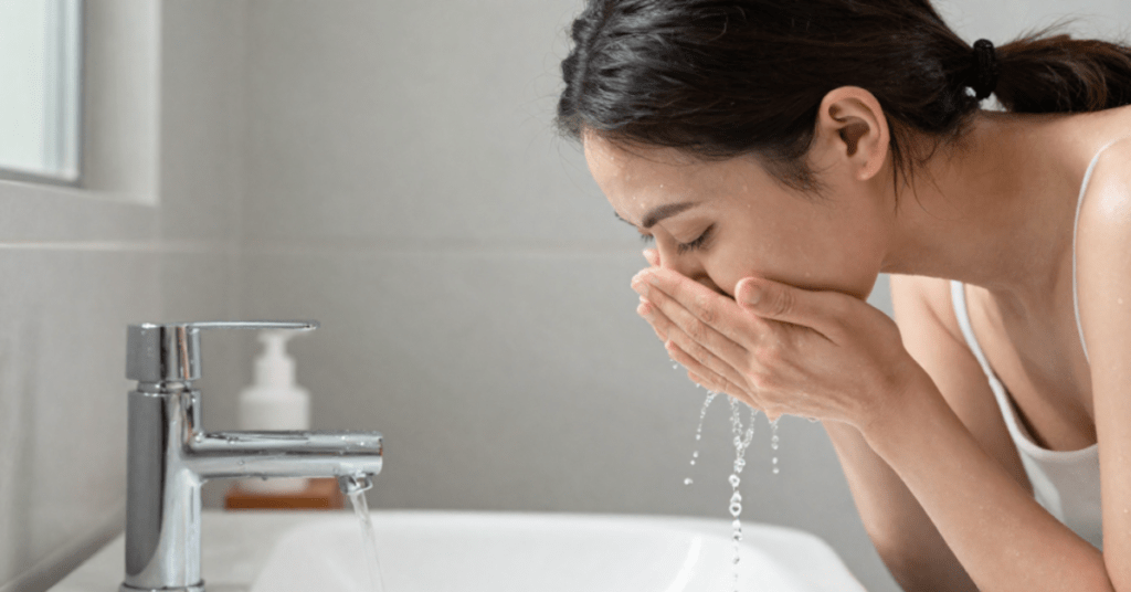 Wash your face and gently pat it dry Wash your face and gently pat it dry